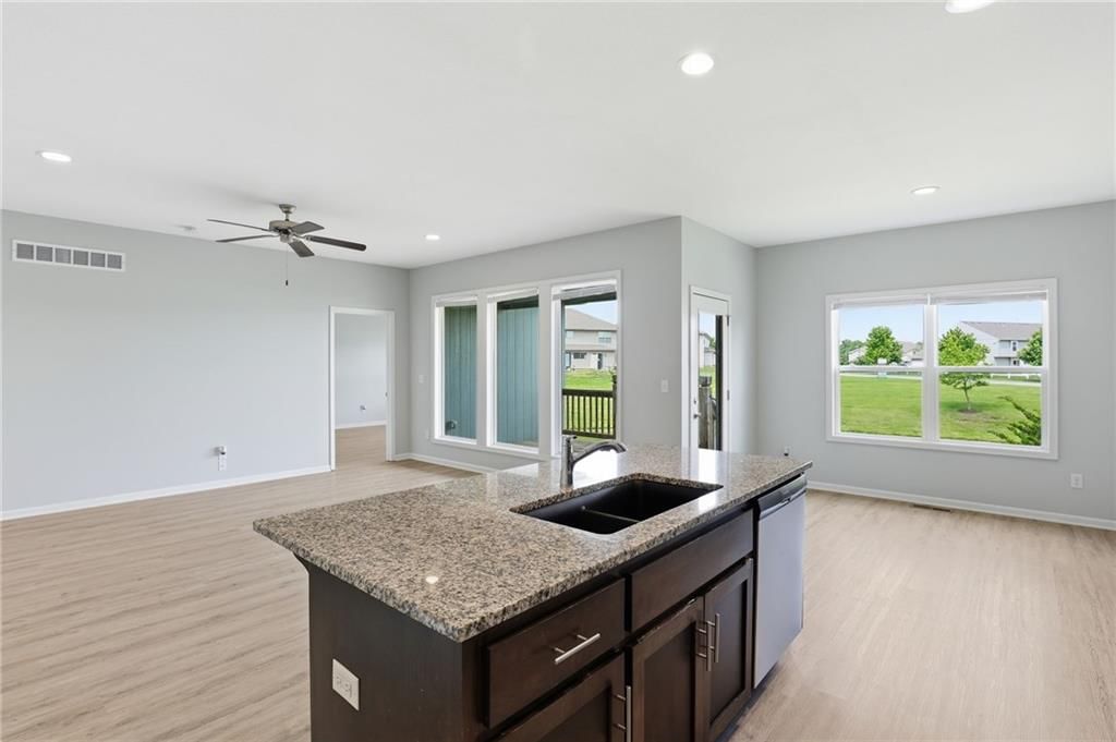 21709 N Ridge Court — photo 12