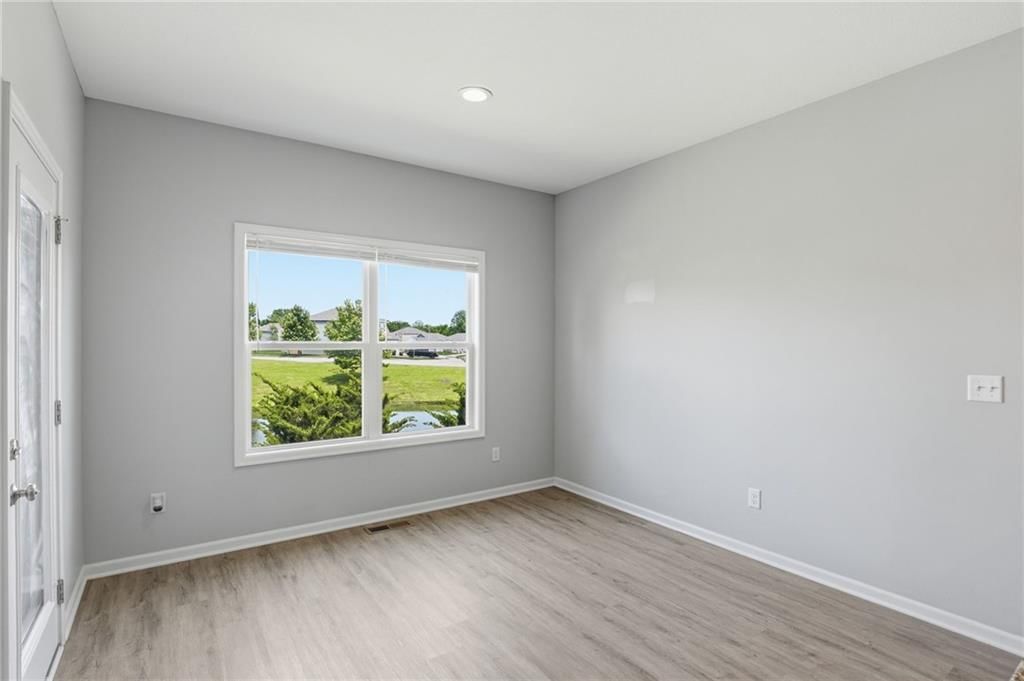 21709 N Ridge Court — photo 15