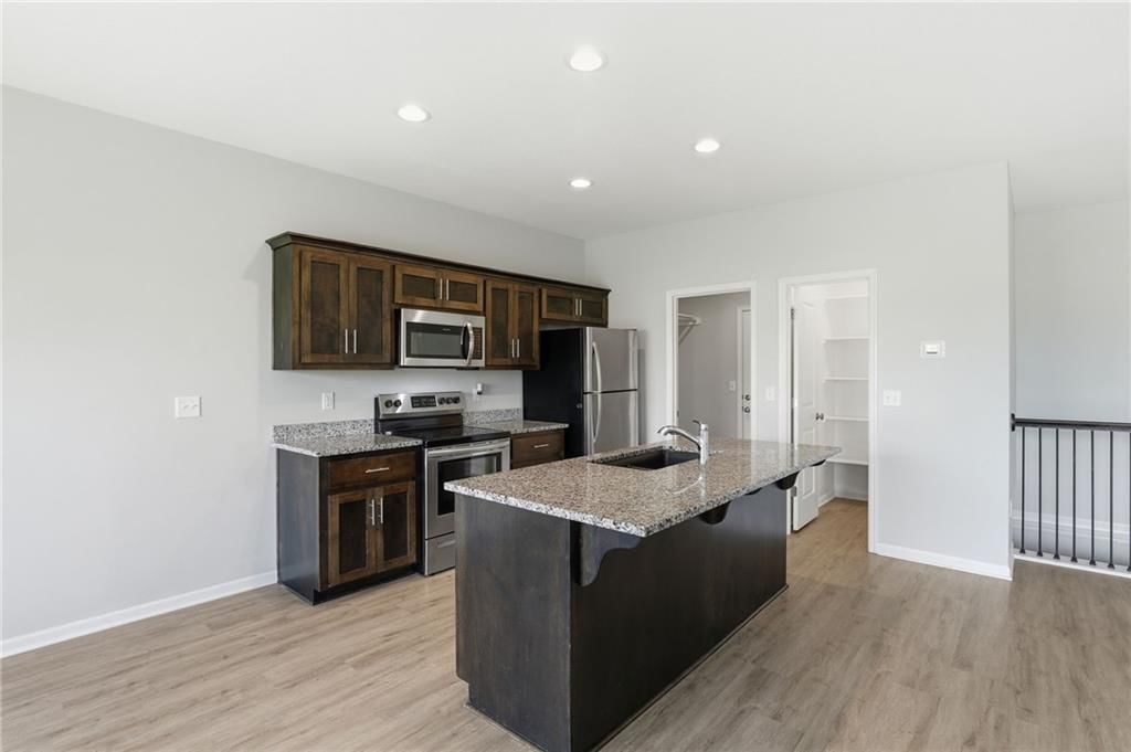 21709 N Ridge Court — photo 9