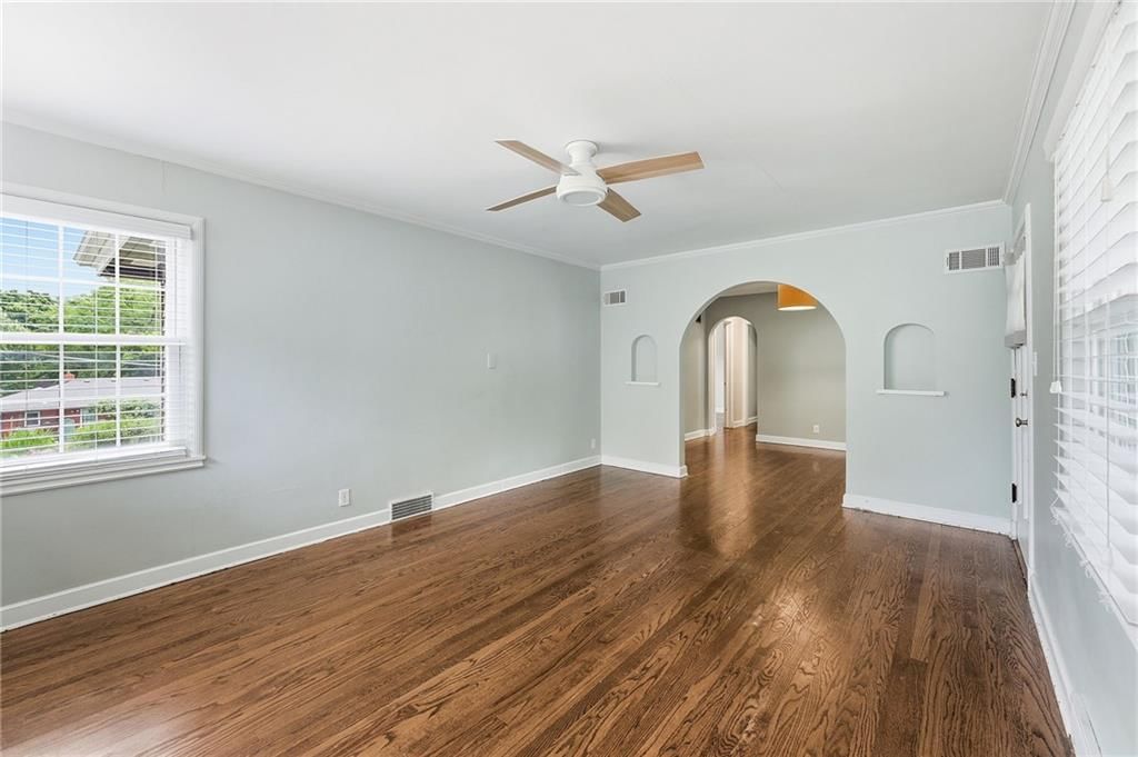 5735 WALMER Street — photo 8