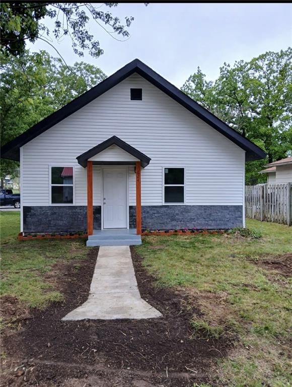 624 Patterson Street, Joplin