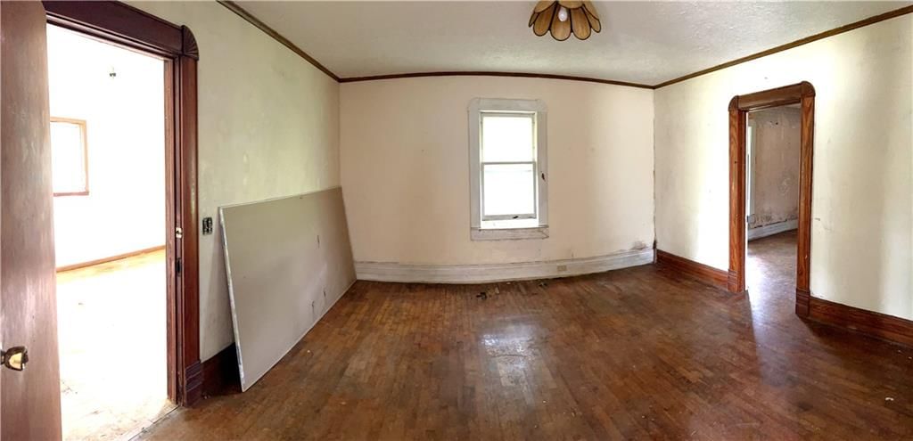 203 E Maple Street — photo 8