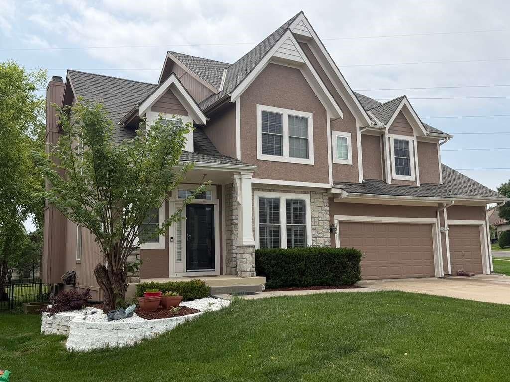 14421 Bluejacket Street, Overland Park, KS