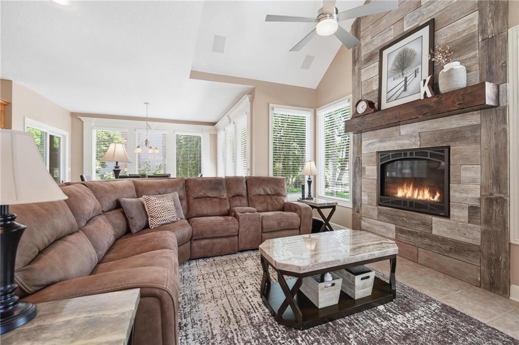 20733 W 92nd Street — photo 23