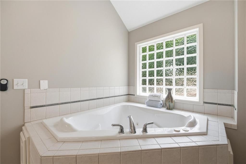 20733 W 92nd Street — photo 45