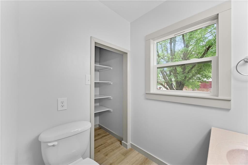3787 CR 4055 — photo 29