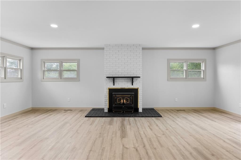 3787 CR 4055 — photo 7