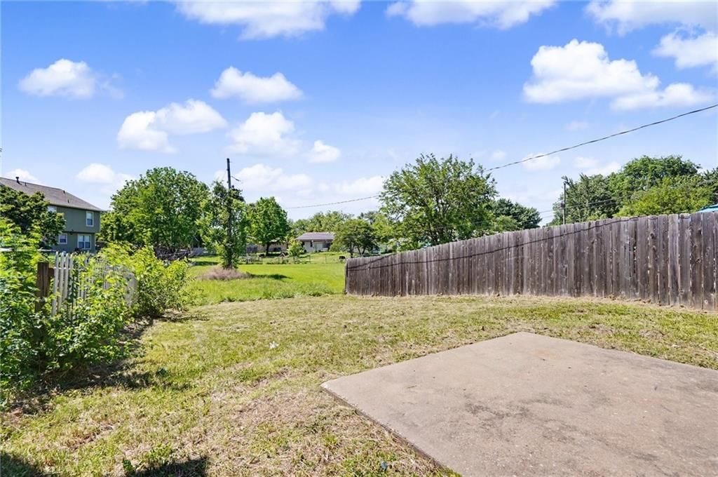 2527 Morningside Drive — photo 25