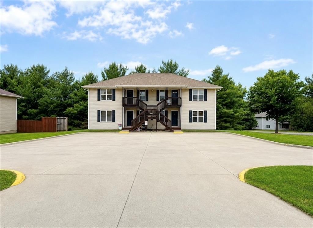 1814 N GRAND Avenue, Maryville