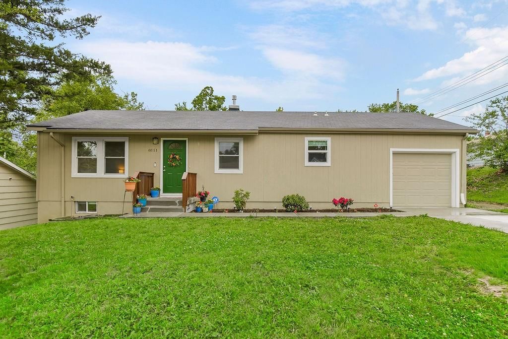 8111 Elizabeth Avenue, Kansas City, KS