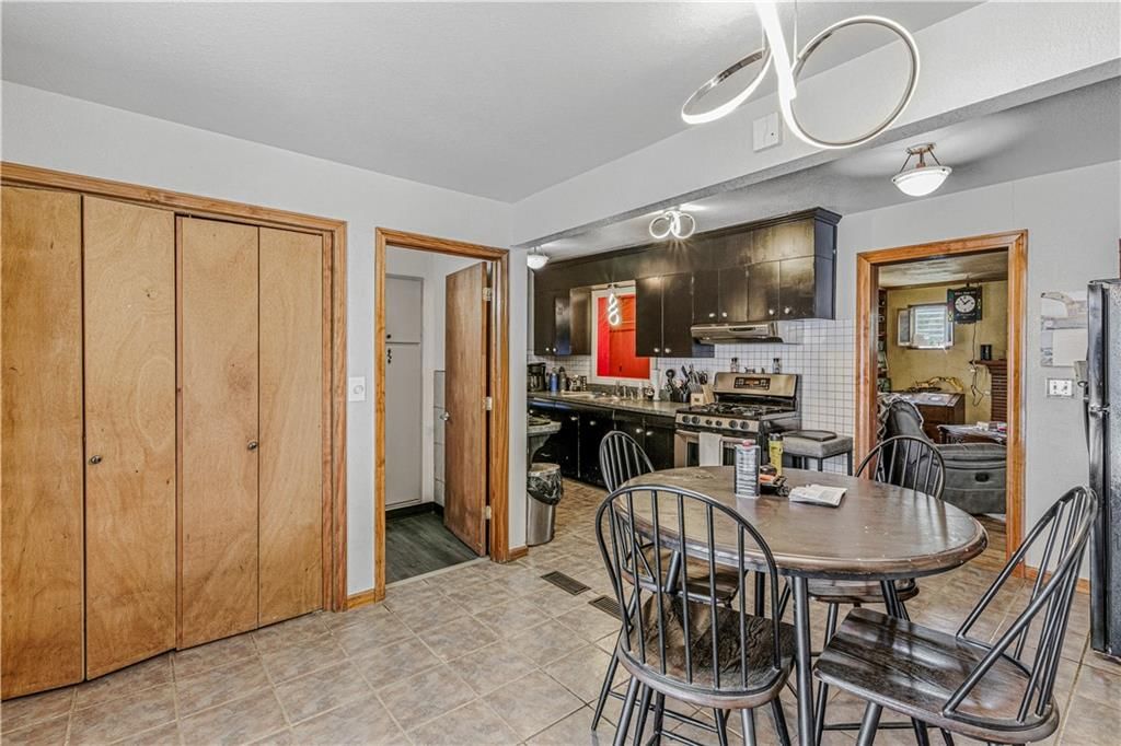 8920 E 92nd Street — photo 17