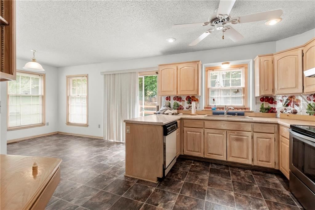 11450 S Hunter Drive — photo 8