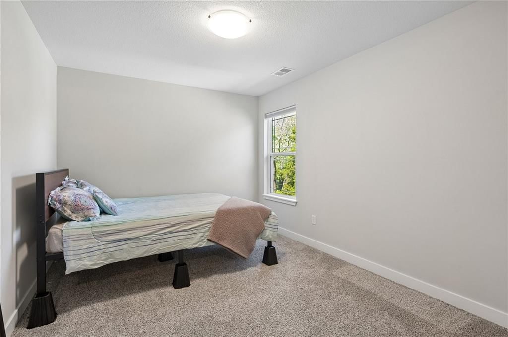 5232 N Cambridge Avenue — photo 17