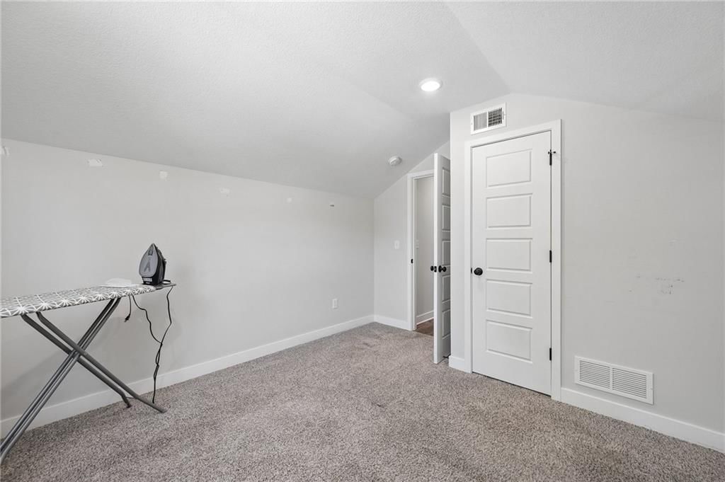 5232 N Cambridge Avenue — photo 20