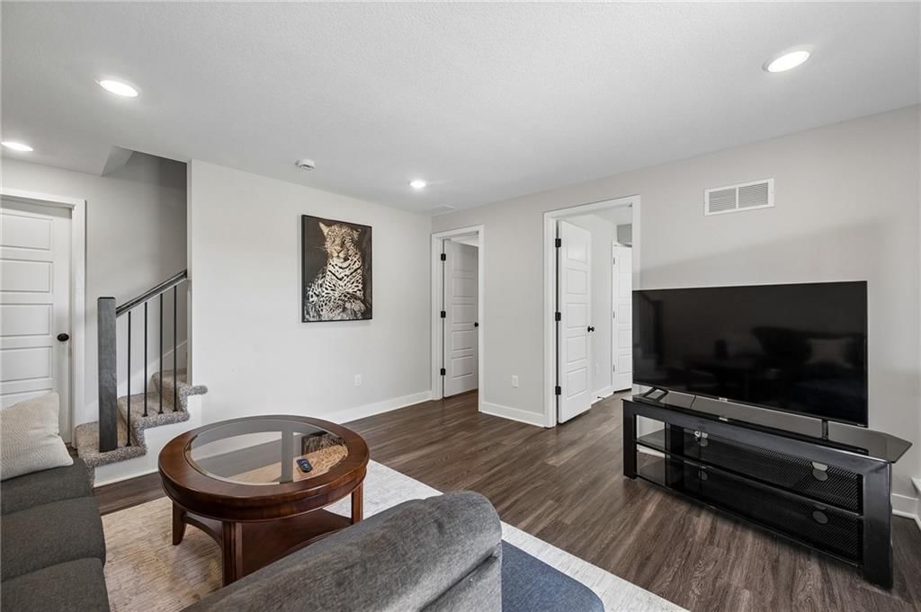5232 N Cambridge Avenue — photo 30