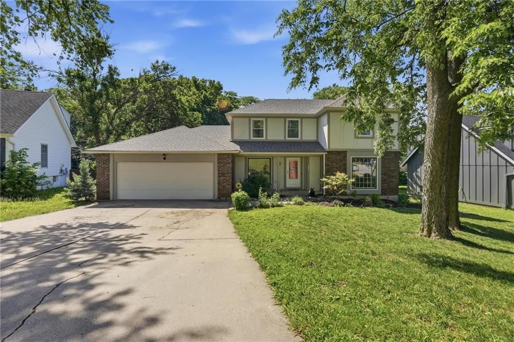 6925 Caenen Avenue, Shawnee, KS