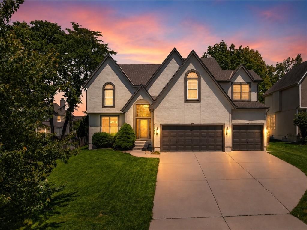 14205 Rosehill Street, Overland Park, KS