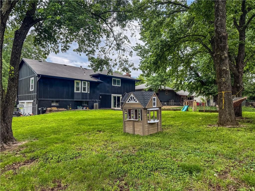 4928 NW Fisk Avenue — photo 3
