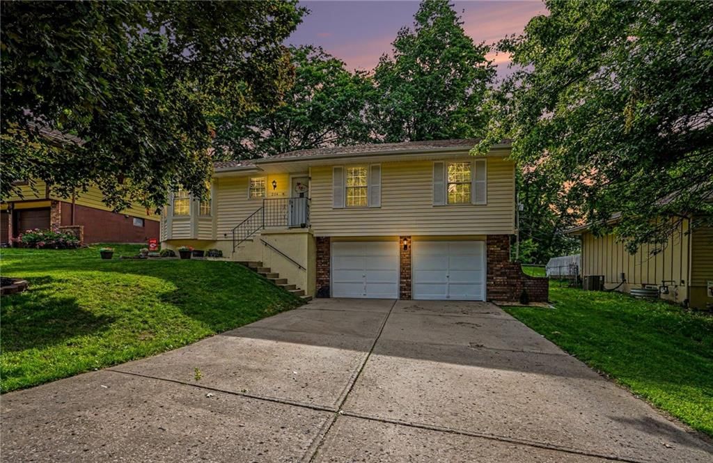 204 N Holder Road, Independence, MO
