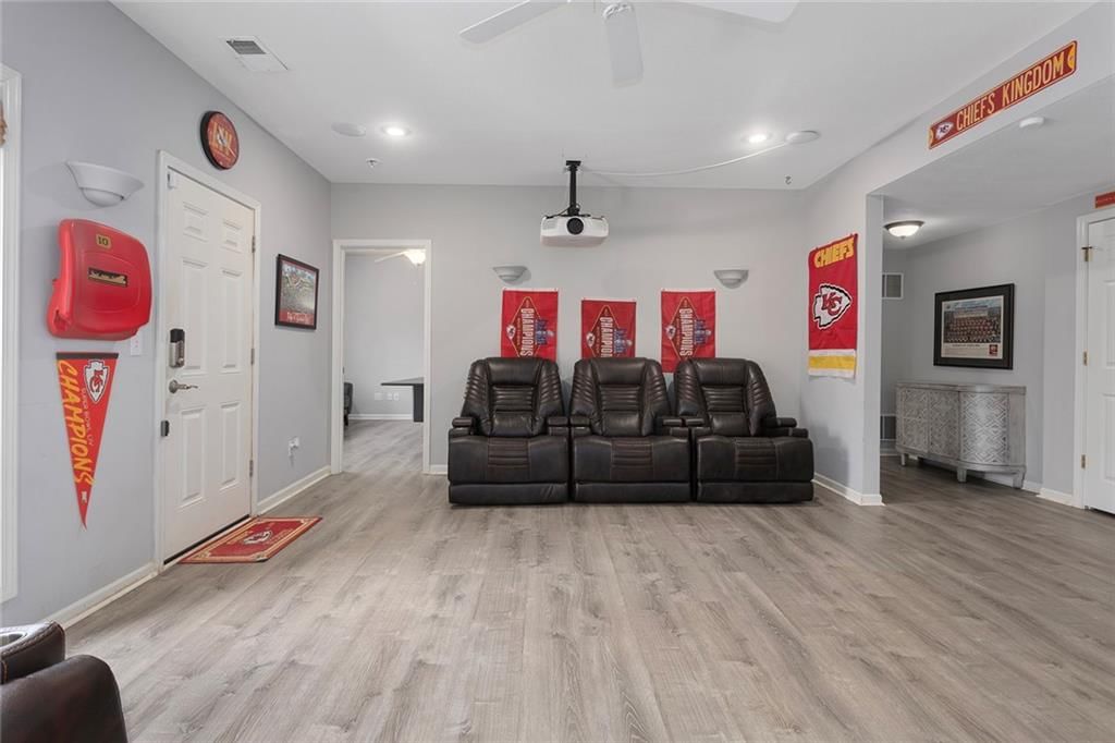 6180 N Nevada Avenue — photo 23