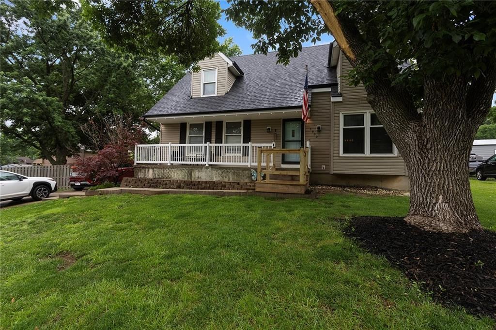 6902 Michael Lane, Pleasant Valley, MO