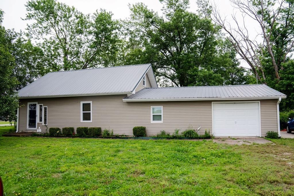 401 S Gartner Avenue, Altamont