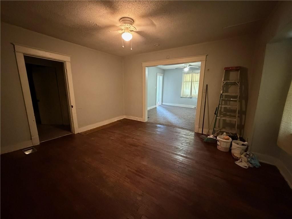 3416 E 58th Terrace — photo 4
