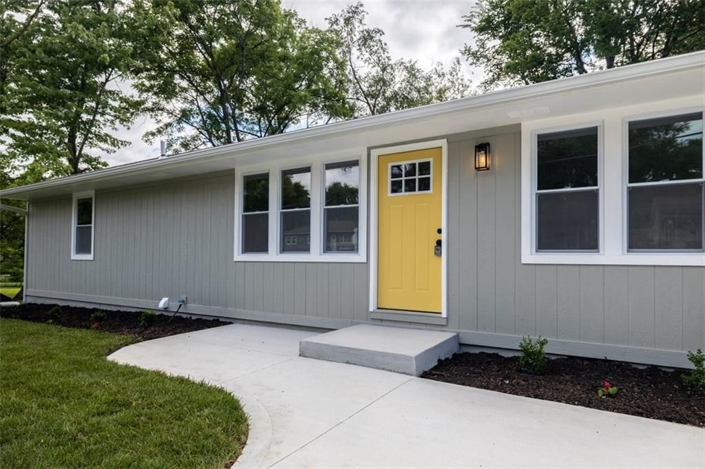 106 Baldwin Street, Belton, MO