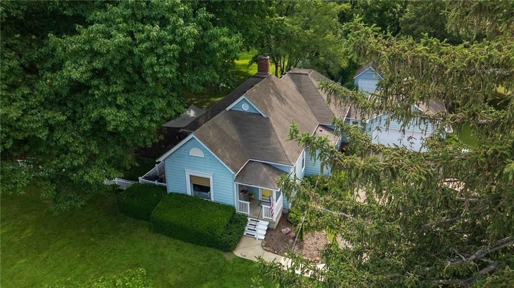2304 Maple Avenue — photo 3