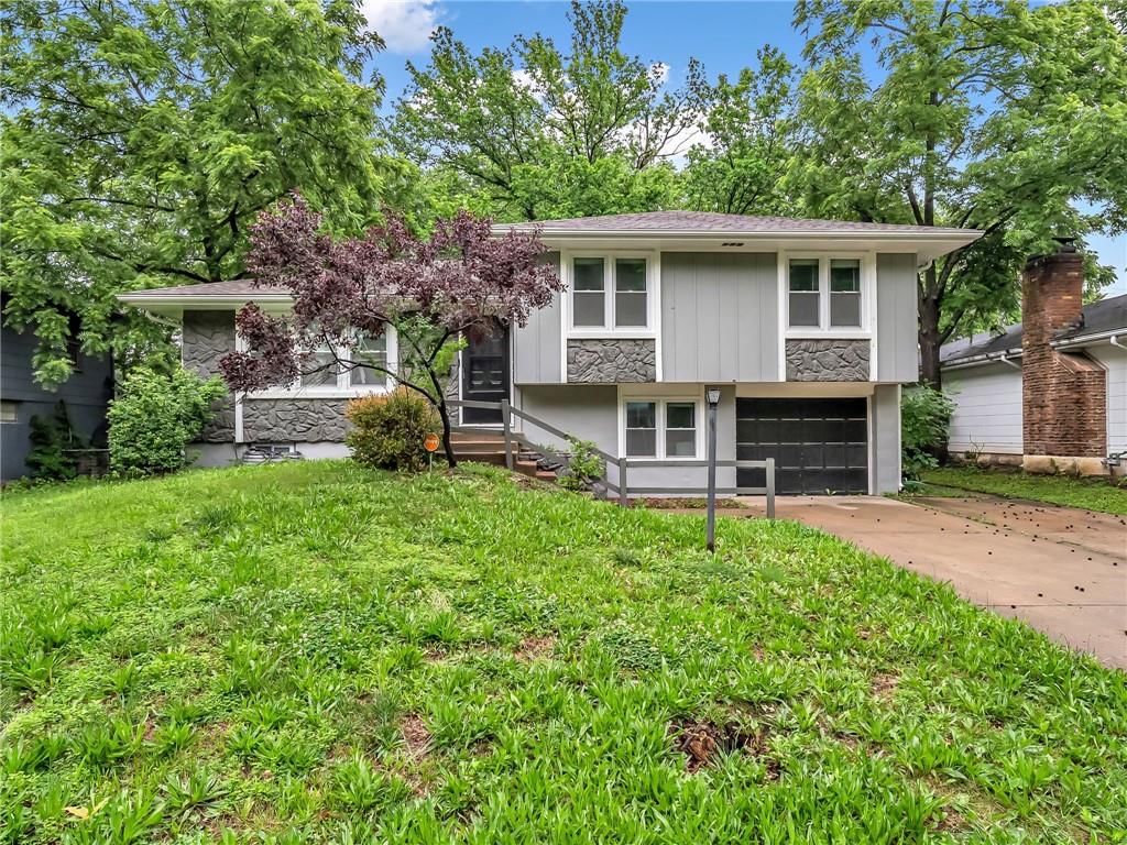 11805 Fuller Avenue, Kansas City, MO