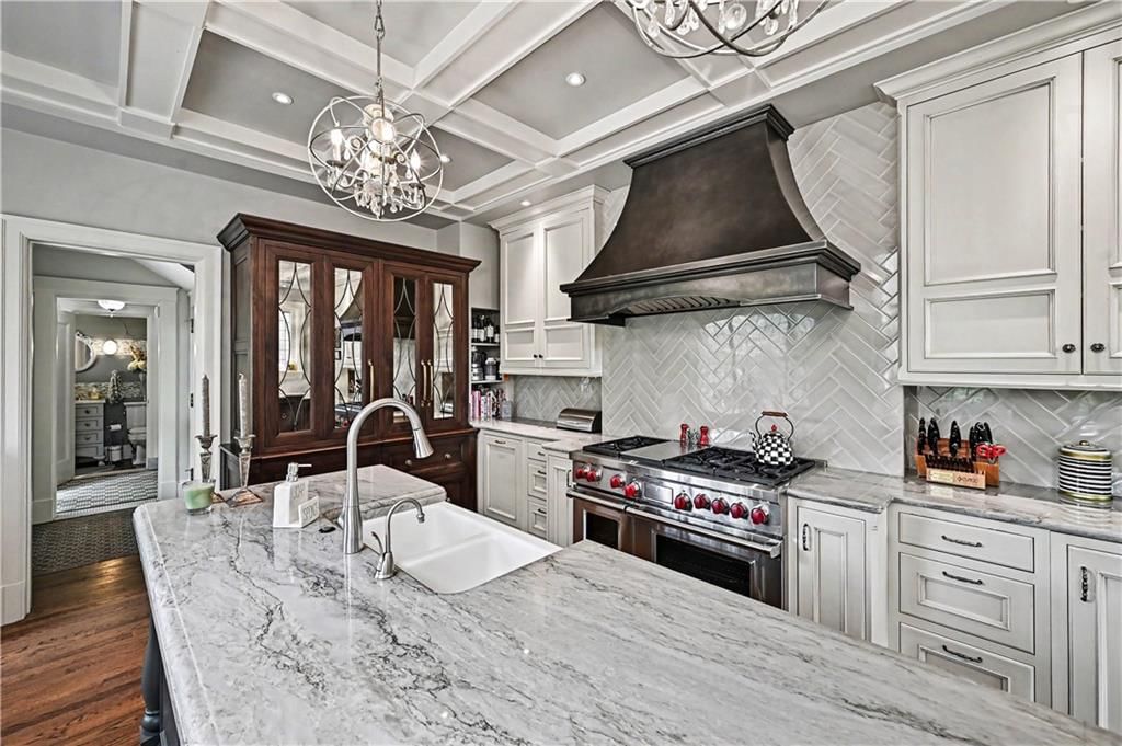 1246 W 59th Street — photo 9
