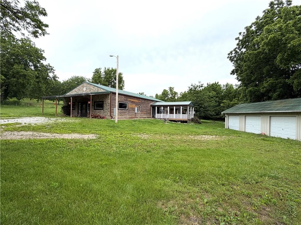 977 NW 1651 Road — photo 3