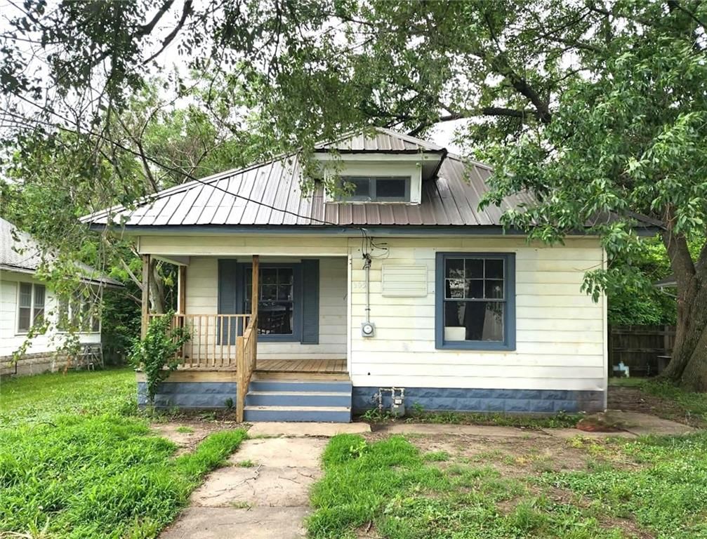 305 E Forest Street, Girard
