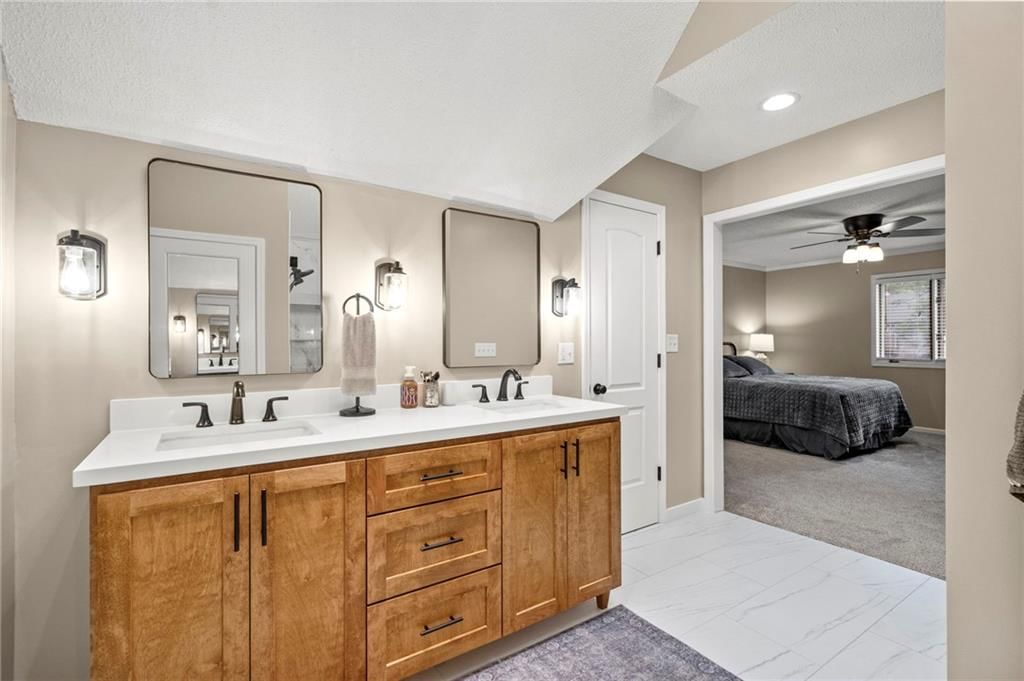 2108 SW Brookshire Drive — photo 27