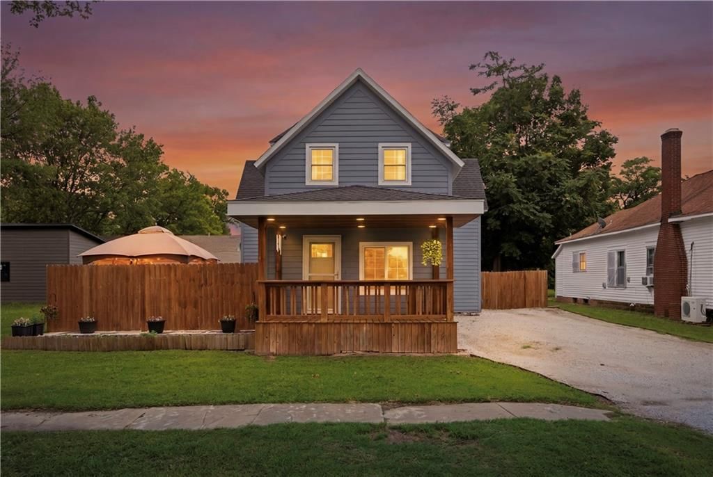 226 N 8th Street, Fredonia