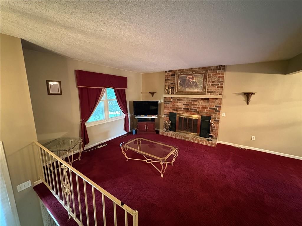 1404 NW Sandalwood Court — photo 4