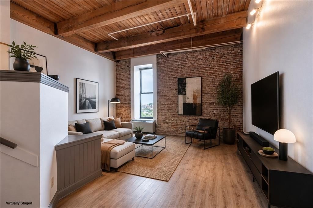 308 W 8th Street, Kansas City, MO