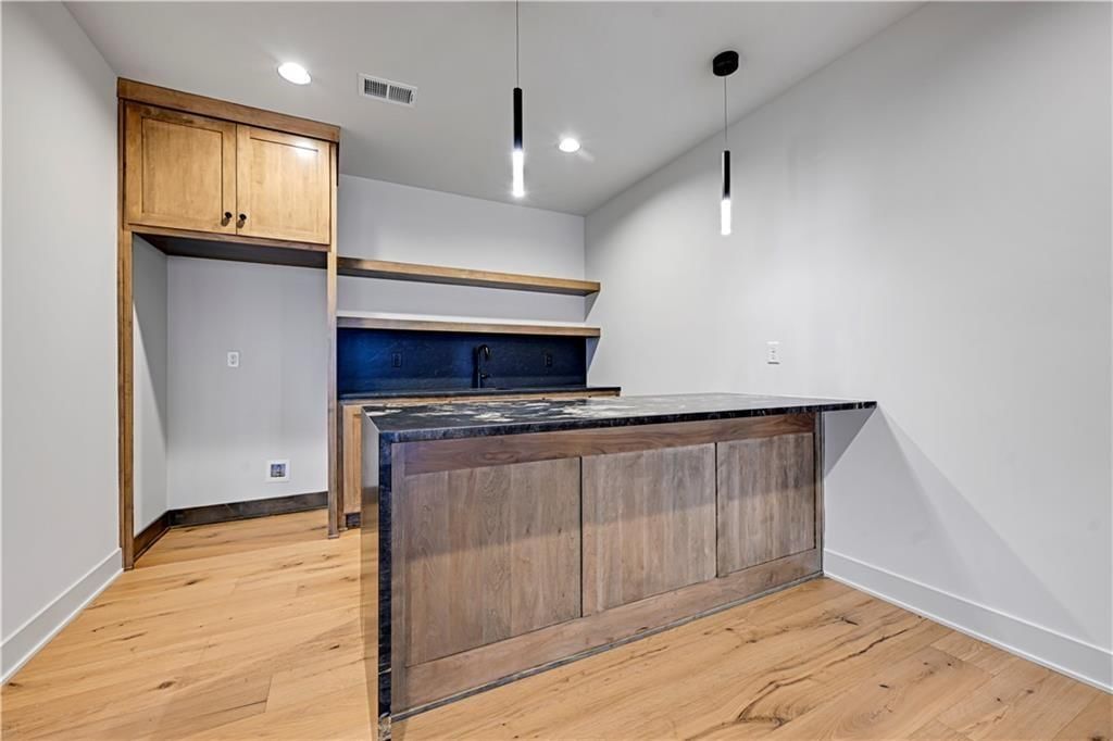 17029 Parkhill Street — photo 15