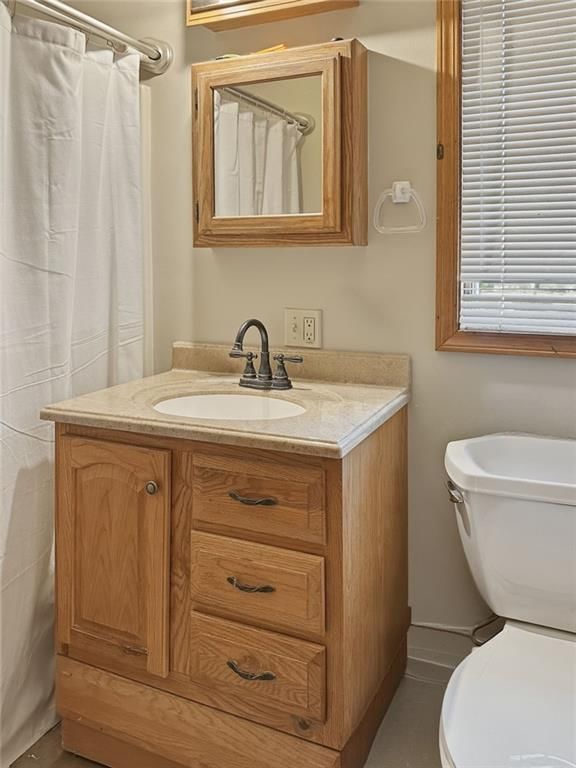 215 W 2nd Street — photo 11