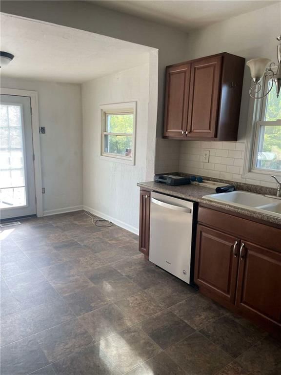 2517 S 18th Street — photo 13