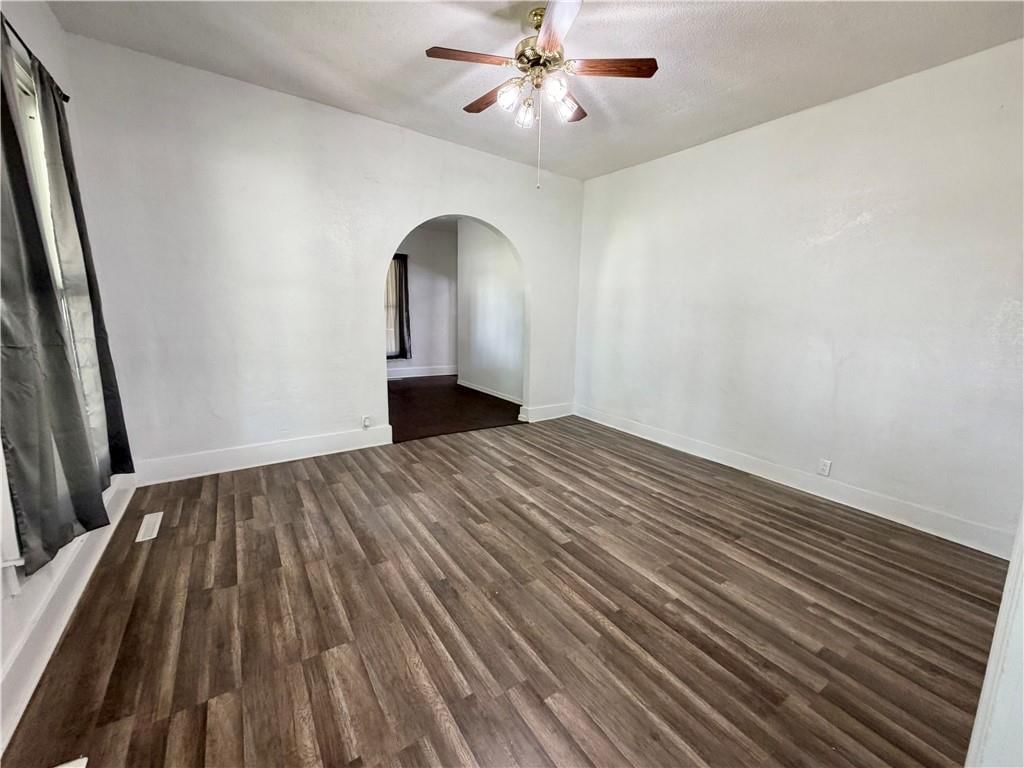 313 W Harrison Street — photo 3