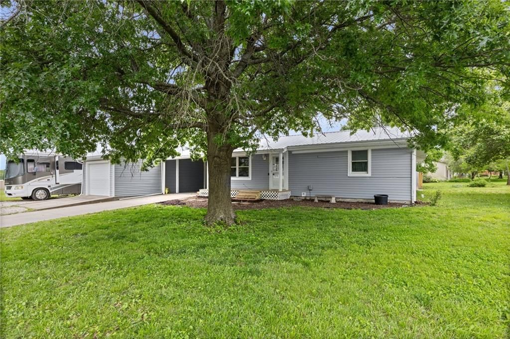 330 N Grant Street, Garnett