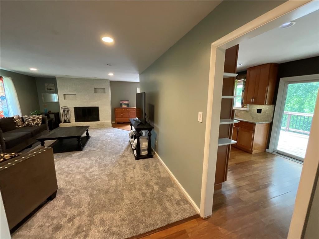 3706 N Grand Avenue — photo 13