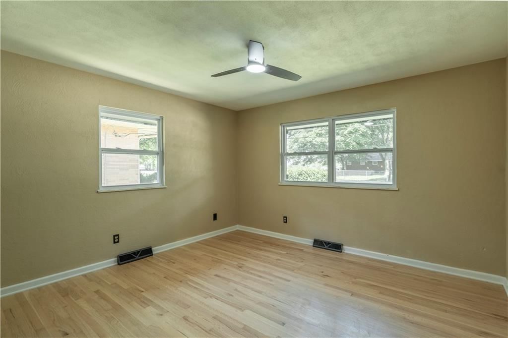 2806 N River Boulevard — photo 13