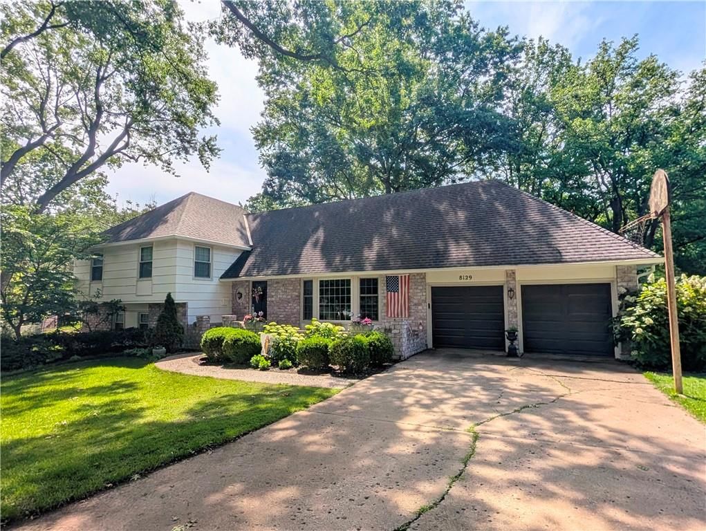 8129 Dearborn Drive, Prairie Village, KS