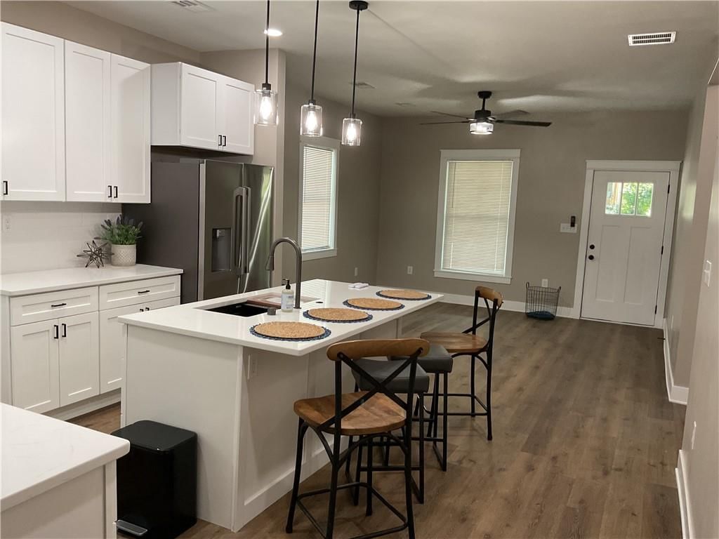 588 Richfield Road — photo 3