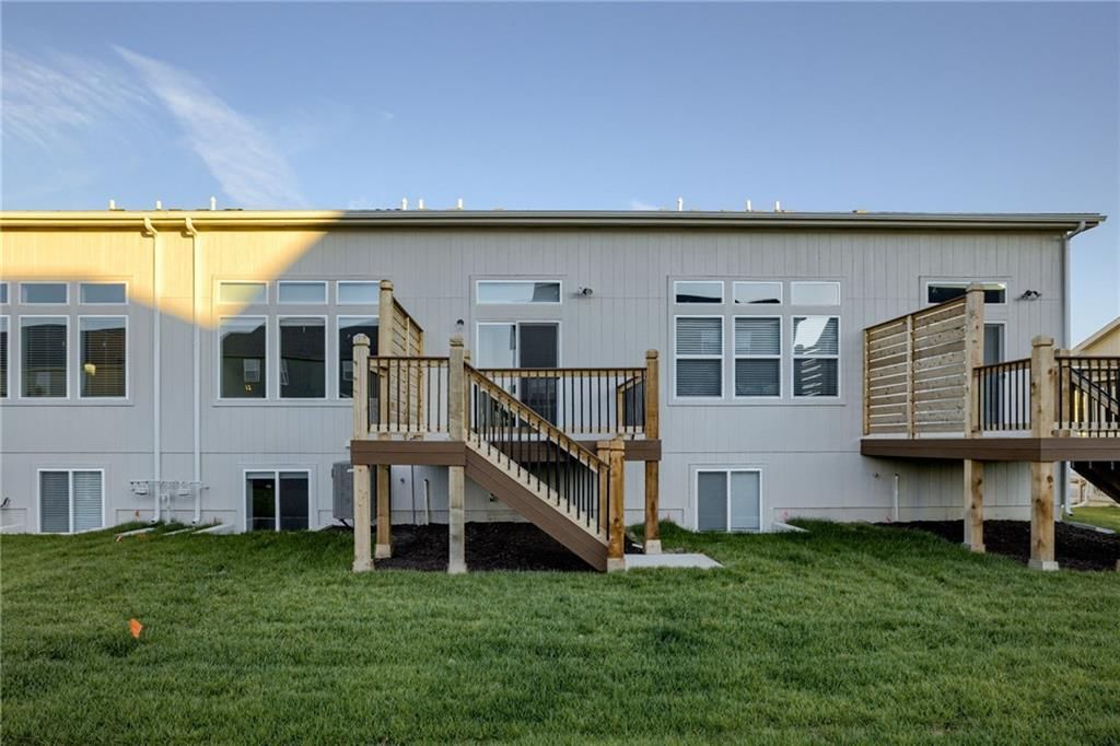 3735 SW Clayton Place — photo 23