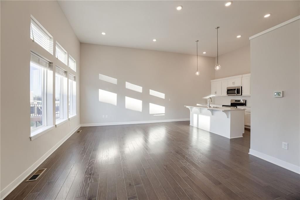 3735 SW Clayton Place — photo 6
