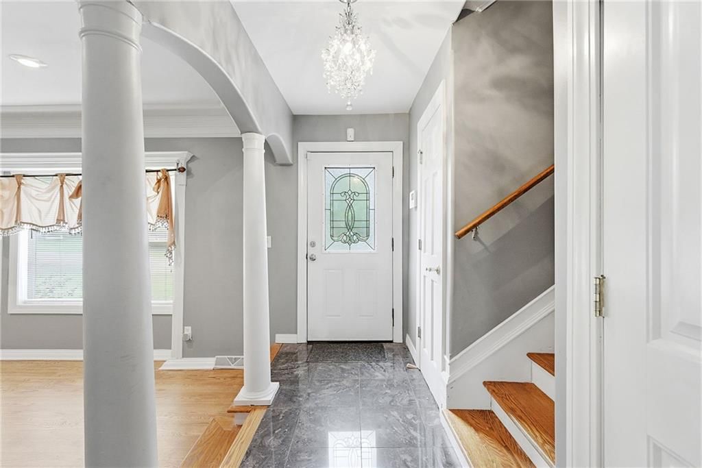 13013 Corrington Avenue — photo 4