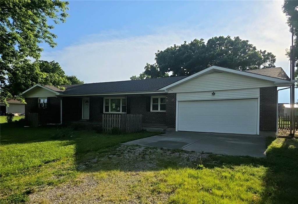 27429 N 59 Highway, Garnett